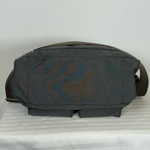 Baggallini ‘Everywhere’ Bag Charcoal Gray Bright Pink Lining Adjustable Strap - Picture 7 of 16